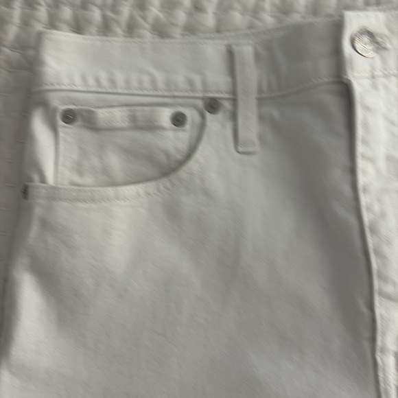 Madewell white denim shorts. Size 30 - Picture 2 of 12